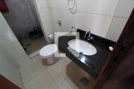 Casa para alugar com 360m², 3 quartos e 3 vagasBanheiro de Serviço