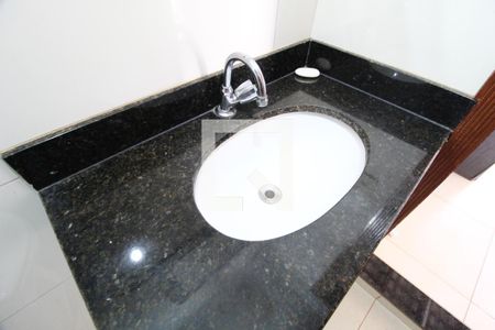 Casa para alugar com 360m², 3 quartos e 3 vagasBanheiro de Serviço