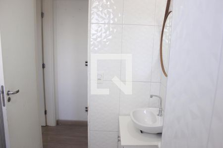 Banheiro de apartamento para alugar com 2 quartos, 52m² em Vila Bremen, Guarulhos