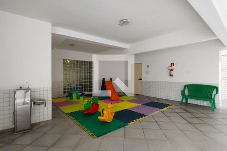 Apartamento para alugar com 69m², 2 quartos e 1 vaga Apartamento para alugar com 69m², 2 quartos e 1 vagaÁrea comum - Playground
