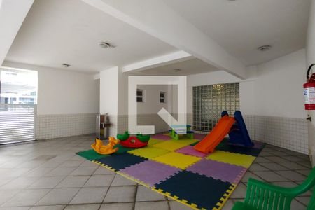 Apartamento para alugar com 69m², 2 quartos e 1 vaga Apartamento para alugar com 69m², 2 quartos e 1 vagaÁrea comum - Playground