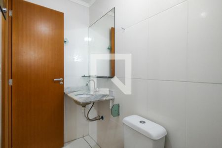 Apartamento para alugar com 69m², 2 quartos e 1 vaga Apartamento para alugar com 69m², 2 quartos e 1 vagaBanheiro da Suíte