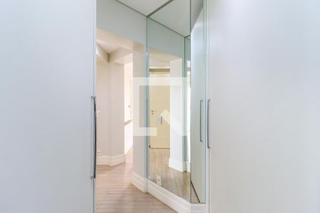 Apartamento à venda com 234m², 3 quartos e 4 vagasCloset 1 da Suíte 1