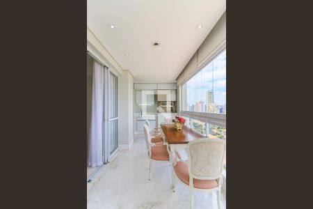 Apartamento à venda com 234m², 3 quartos e 4 vagasVaranda Gourmet