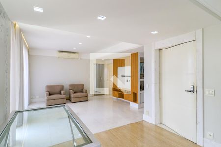 Apartamento à venda com 234m², 3 quartos e 4 vagasSala