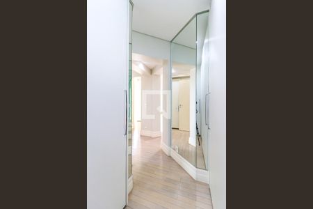 Apartamento à venda com 234m², 3 quartos e 4 vagasCloset 1 da Suíte 1