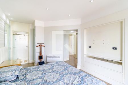 Apartamento à venda com 234m², 3 quartos e 4 vagasSuíte 1