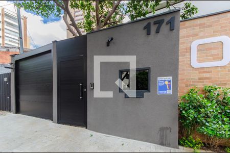 Casa de condomínio à venda com 170m², 2 quartos e 2 vagasFachada