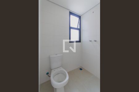 Casa de condomínio à venda com 170m², 2 quartos e 2 vagasBanheiro da Suíte