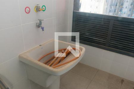 Apartamento à venda com 80m², 3 quartos e 1 vagaÁrea de Serviço