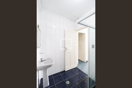 Casa para alugar com 350m², 3 quartos e 2 vagasBanheiro 1