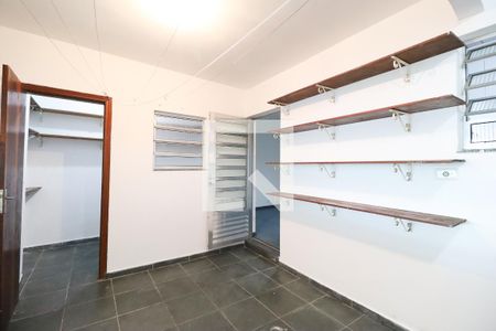 Casa para alugar com 350m², 3 quartos e 2 vagasÁrea de serviço