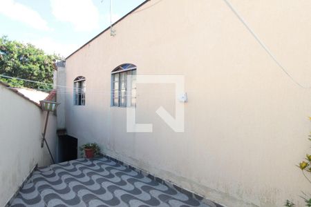 Casa à venda com 200m², 2 quartos e 3 vagasQuintal