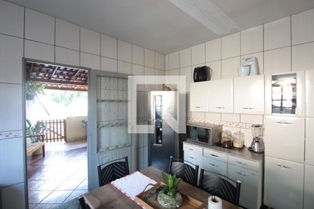 Casa à venda com 200m², 2 quartos e 3 vagasCozinha