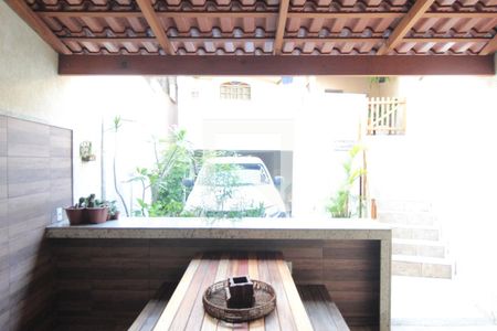 Casa à venda com 200m², 2 quartos e 3 vagasÁrea Gourmet