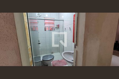 Casa para alugar com 80m², 2 quartos e 1 vaga Casa para alugar com 80m², 2 quartos e 1 vagaBanheiro