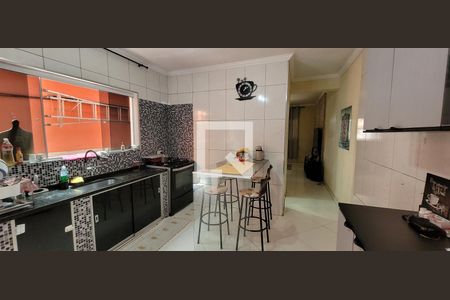 Casa para alugar com 80m², 2 quartos e 1 vaga Casa para alugar com 80m², 2 quartos e 1 vagaCozinha