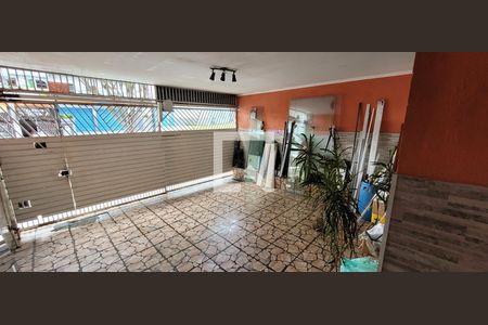 Garagem de casa para alugar com 2 quartos, 80m² em Vila Ursulina, Itaquaquecetuba