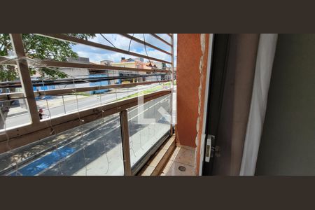 Vista suíte de casa para alugar com 2 quartos, 80m² em Vila Ursulina, Itaquaquecetuba