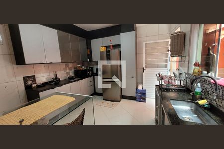 Casa para alugar com 80m², 2 quartos e 1 vaga Casa para alugar com 80m², 2 quartos e 1 vagaCozinha