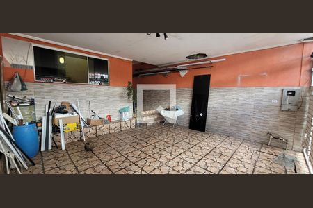 Garagem de casa para alugar com 2 quartos, 80m² em Vila Ursulina, Itaquaquecetuba