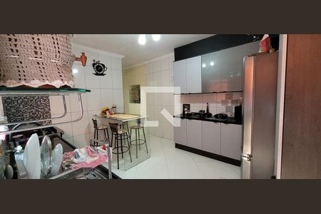 Cozinha de casa para alugar com 2 quartos, 80m² em Vila Ursulina, Itaquaquecetuba
