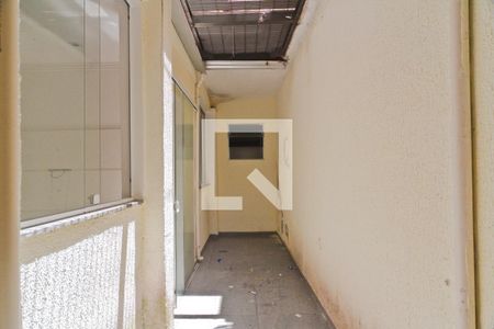 Casa para alugar com 55m², 1 quarto e sem vaga Casa para alugar com 55m², 1 quarto e sem vagaÁrea externa