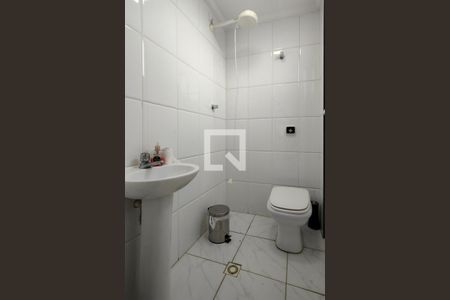 Apartamento para alugar com 252m², 4 quartos e 2 vagasBanheiro de Serviço