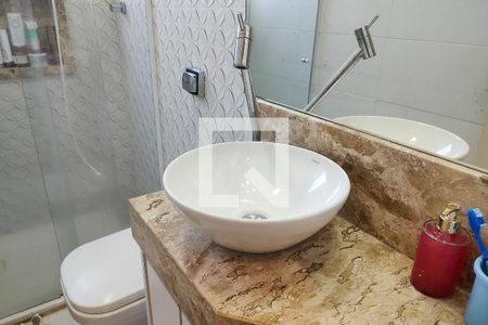 Apartamento para alugar com 252m², 4 quartos e 2 vagasBanheiro - Quarto 1