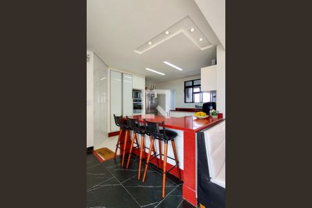 Apartamento para alugar com 252m², 4 quartos e 2 vagasCozinha