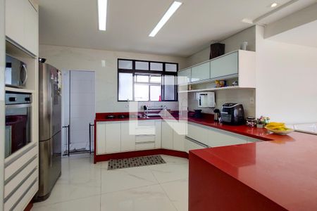 Apartamento para alugar com 252m², 4 quartos e 2 vagasCozinha