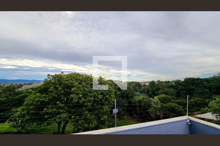 Casa à venda com 330m², 3 quartos e 3 vagas Casa à venda com 330m², 3 quartos e 3 vagasTerraço