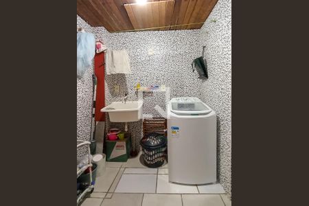 Casa à venda com 150m², 2 quartos e 1 vagaÁrea de Serviço