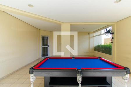 Apartamento à venda com 55m², 2 quartos e 1 vaga Apartamento à venda com 55m², 2 quartos e 1 vagaÁrea comum - Sala de Jogos