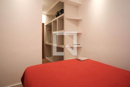 Quarto 1 de apartamento para alugar com 2 quartos, 45m² em Vila Guilhermina, São Paulo