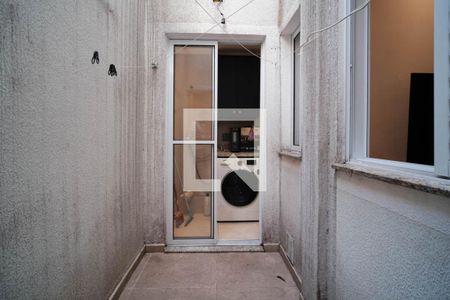 Apartamento para alugar com 45m², 2 quartos e 1 vagaÁrea de Luz