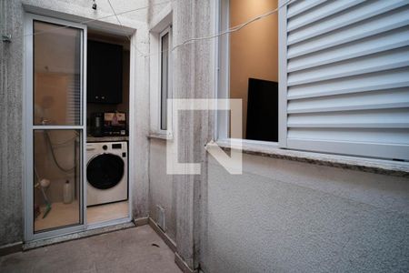 Apartamento para alugar com 45m², 2 quartos e 1 vagaÁrea de Luz