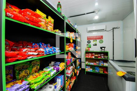 Apartamento para alugar com 52m², 2 quartos e 1 vaga Apartamento para alugar com 52m², 2 quartos e 1 vagaMini Mercado