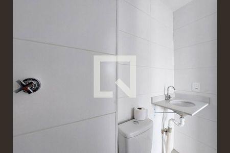 Apartamento para alugar com 38m², 2 quartos e sem vaga Apartamento para alugar com 38m², 2 quartos e sem vagaBanheiro