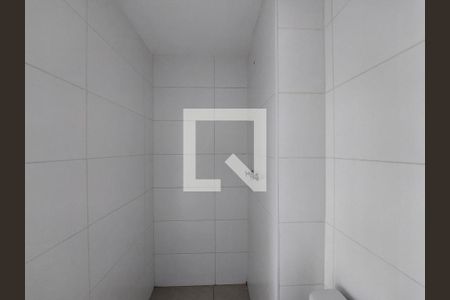 Apartamento para alugar com 38m², 2 quartos e sem vaga Apartamento para alugar com 38m², 2 quartos e sem vagaBanheiro