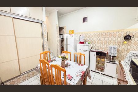 Casa à venda com 150m², 3 quartos e 2 vagasCozinha