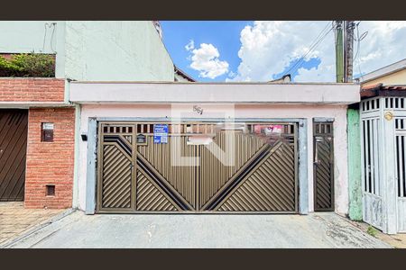 Casa à venda com 150m², 3 quartos e 2 vagasFachada