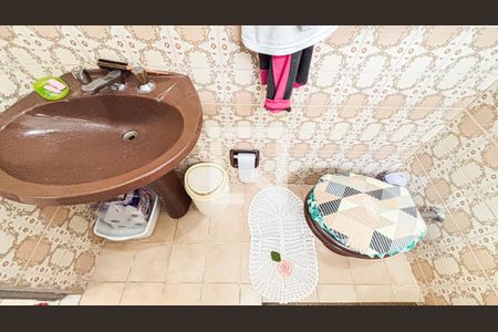 Casa à venda com 150m², 3 quartos e 2 vagasBanheiro 2