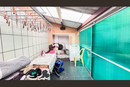 Casa à venda com 150m², 3 quartos e 2 vagasÁrea de Serviço