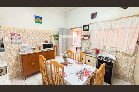 Casa à venda com 150m², 3 quartos e 2 vagasCozinha