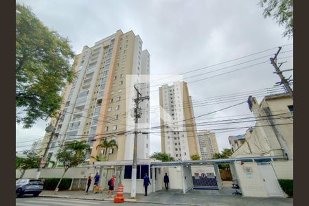 Apartamento para alugar com 67m², 2 quartos e 1 vagaFachada