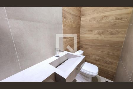 Casa à venda com 369m², 14 quartos e 5 vagasBanheiro