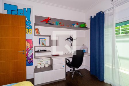 Casa à venda com 295m², 4 quartos e 4 vagasQuarto 2