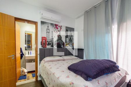 Casa à venda com 295m², 4 quartos e 4 vagasSuíte 1