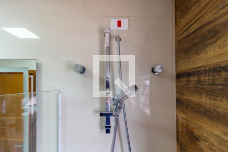 Casa à venda com 295m², 4 quartos e 4 vagasDetalhe Banheiro - Suíte 1